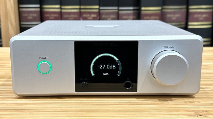 Rotel DX-5 amplifier headphone output test