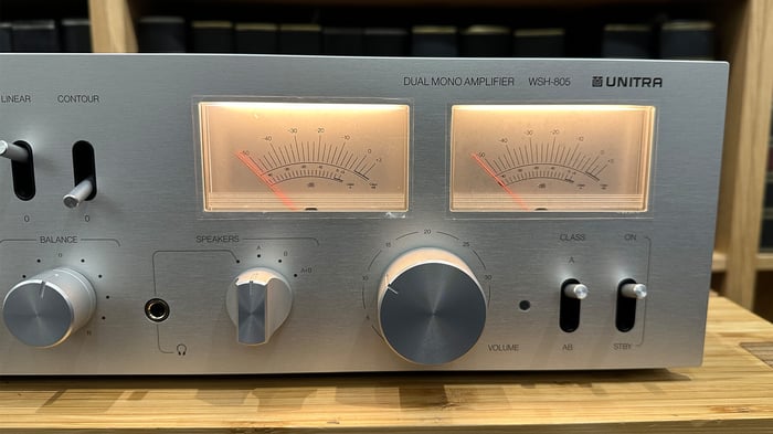 Unitra WSH-805 delivering powerful sound performance