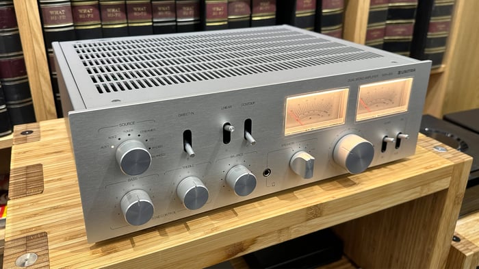 Unitra WSH-805 presenting clear stereo imaging