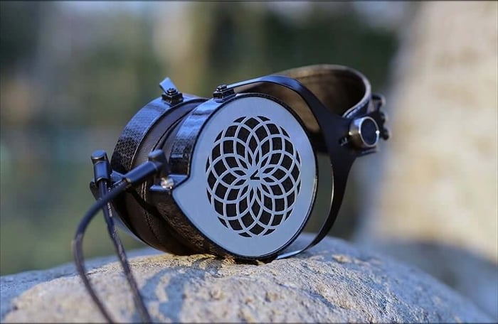 Verum One MK II – a sturdy and meticulously crafted headphone
