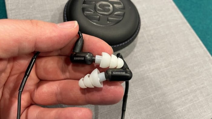 Shure Aonic 3