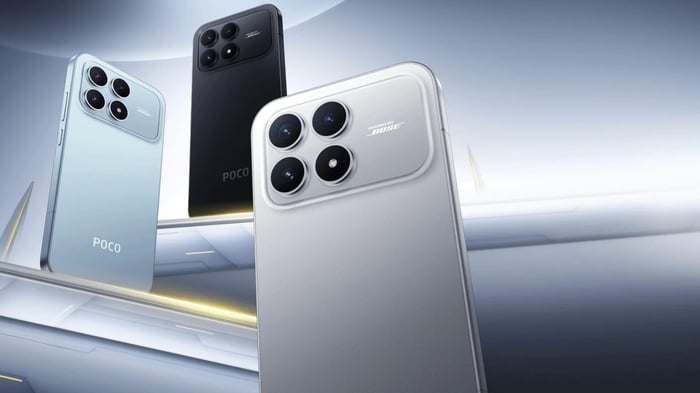 Poco F8 Ultra with sleek design and large screen