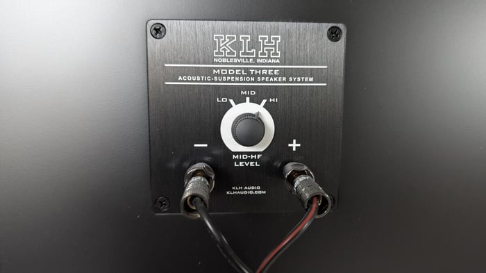 Classic KLH Model 3 delivers superior sound compared to modern counterparts