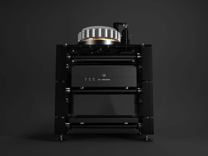 Wilson Benesch motor and design details of the Greenwich Turntable