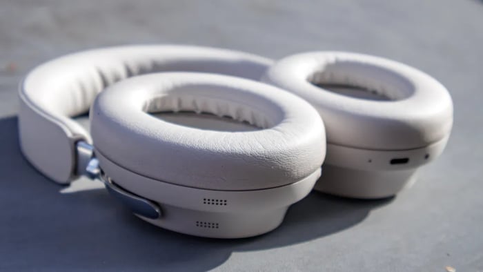 Exploring the immersive soundscape options in Bose’s app.