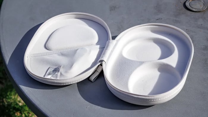 Pop hits sound lively and engaging on the Ultra 2 Gen.