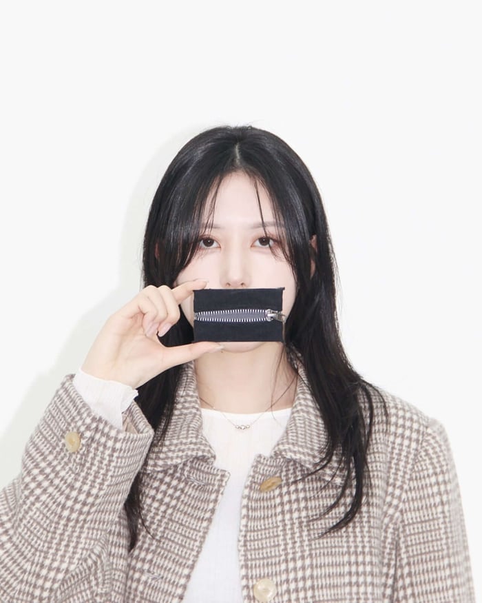 ZIP speaker with zipper interface showcasing its tactile design
