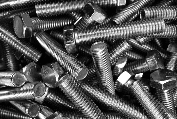 ทำไมอุตสาหกรรมก่อสร้างถึงนิยมใช้ สกรูเกรด 10.9 และ 12.9?