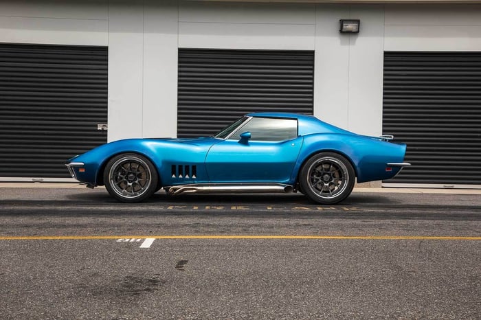 Side view showcasing the sharp body lines and Jetstream Blue finish.