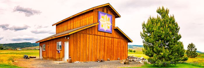 Barn Raising Quilt Block Barn