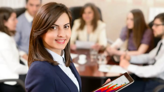 assistant project manager jobs blog image.