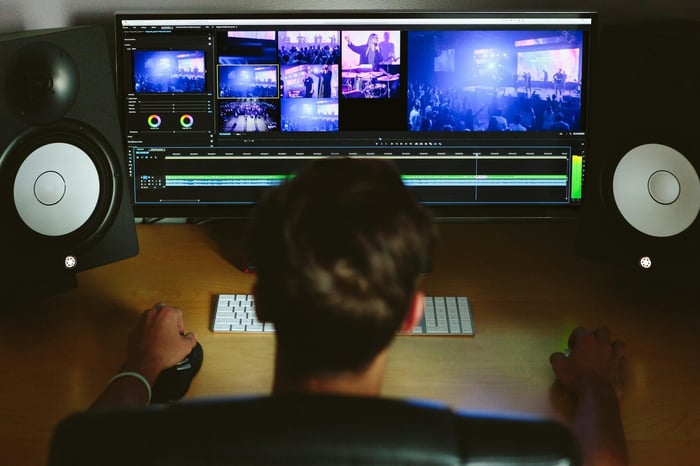 16 Best Filmora Alternatives & Competitors For Editing Videos