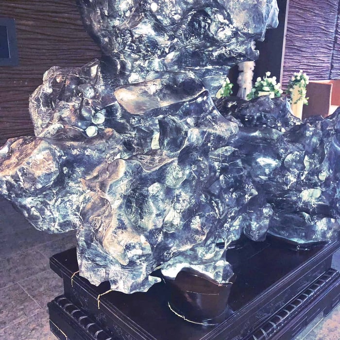 meteorite in the shape of a dragon