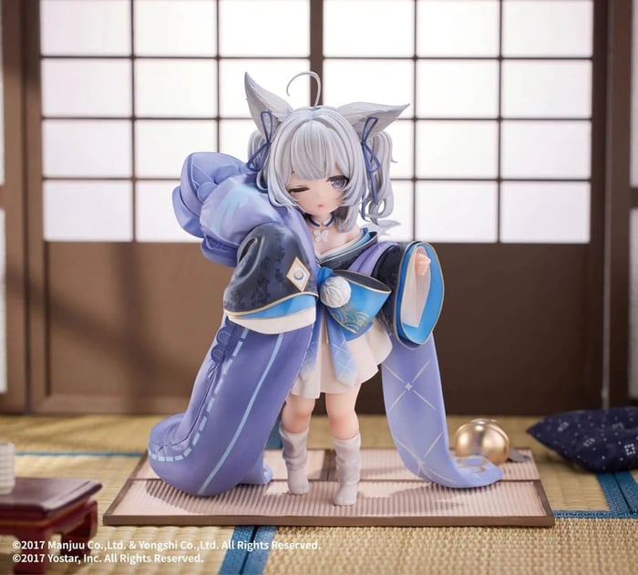 Shinano chan Statue available from Just Geek