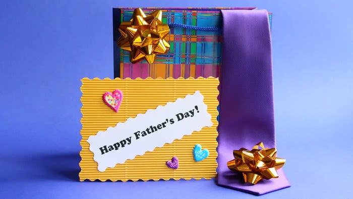Top 10 Father’s Day Gifts for the Geek Dad in Your Life