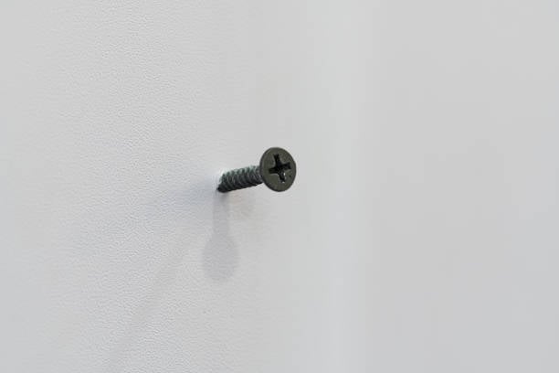 drywall-with-metal-screw-renter-friendly