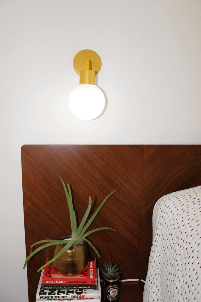 Why Poplight is the ultimate renter friendly stick on wall sconce 📦