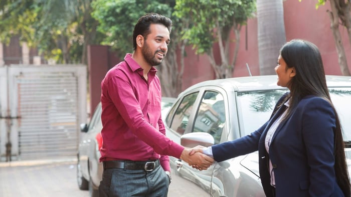 How to Safely Purchase a Vehicle from a Private Seller: A Step-by-Step Guide
