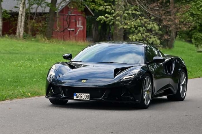 The 2025 Lotus Emira: A Defining Sports Car Reborn