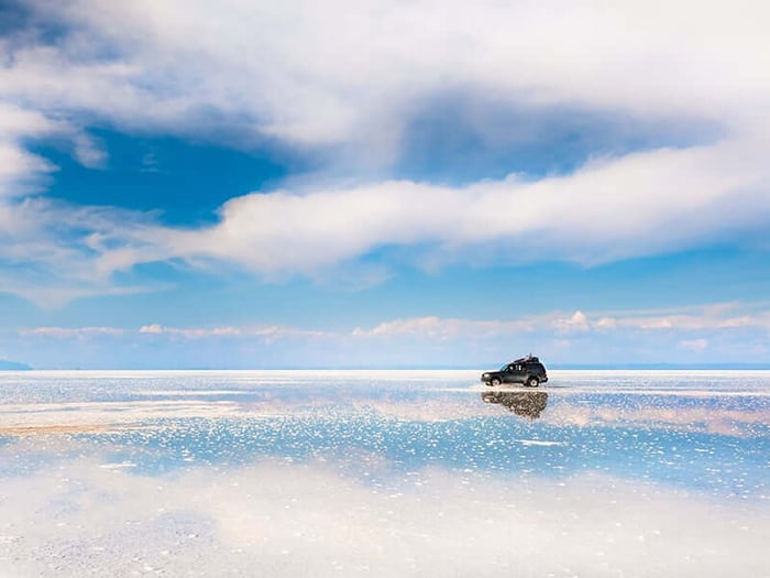 4x4 drives over Uyuni Salt Flats Bolivia