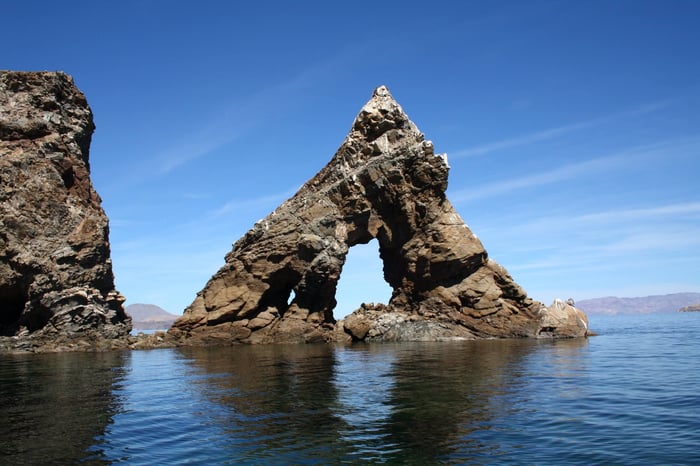 Arco La Ventana bahia de los angeles baja california, mexico