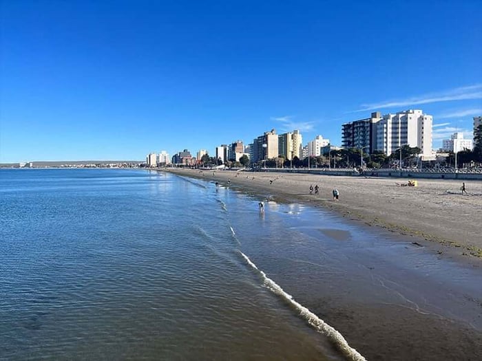 With five kilometres of beaches, Puerto Madryn is the gateway to many other attractions in Argentina