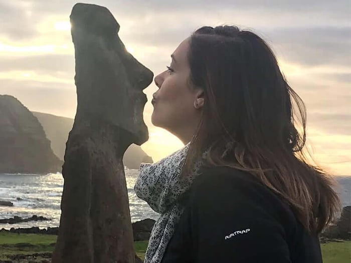 Gaynor enjoys a romantic sunset moment with a mysterious exotic figure…