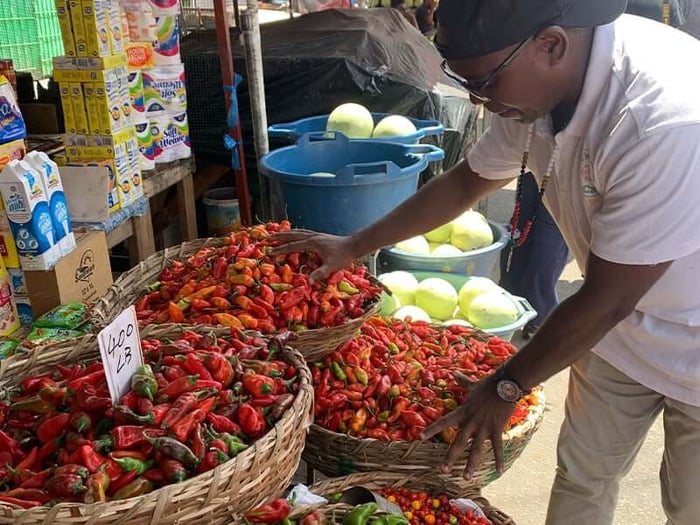 Chef Delven Adams describing the differences in peppers