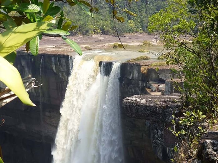 Kaieteur Falls – the world’s tallest single-drop waterfall
