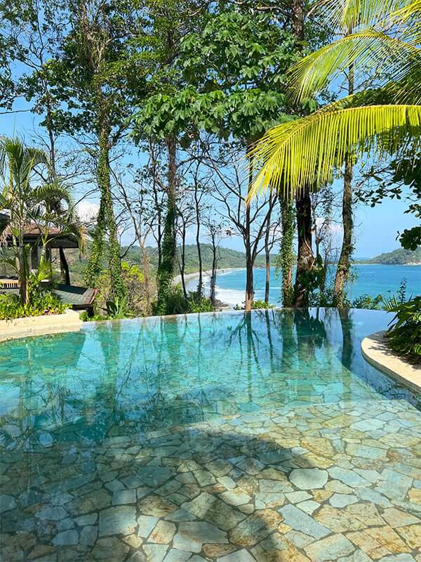Arenas del Mar’s infinity pool