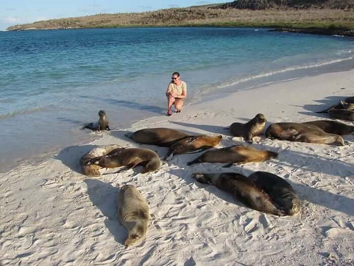 Hannah makes some new friends on the beach
