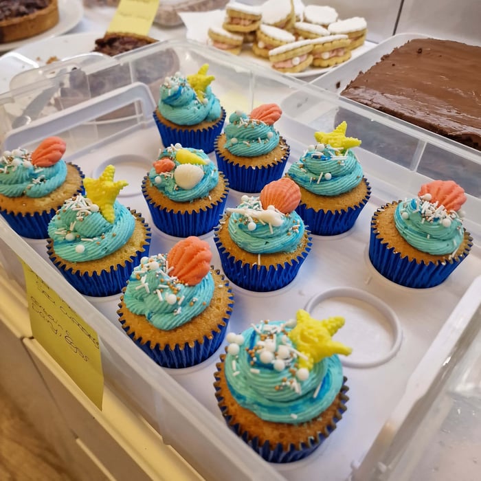 Latin Routes supports Galápagos Conservation Trust Save the Manta Rays project Bake sale
