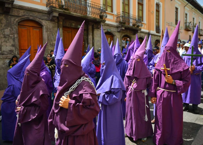 The catholic procession of the penitent cucuruchos ith purple clothing in Quito during Easter on Holy Friday, Ecuador. Downloaded Save to Library Preview Crop Find Similar File #: 364010082 The catholic procession of the penitent cucuruchos in Quito, Ecuador on Holy Friday