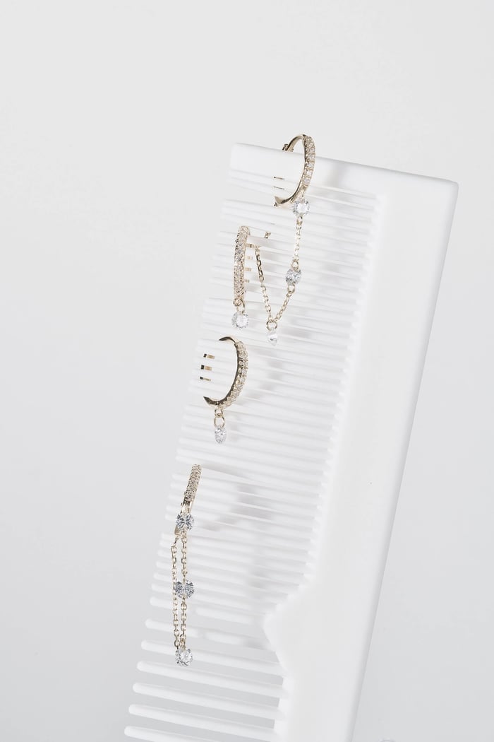 huggies earrings