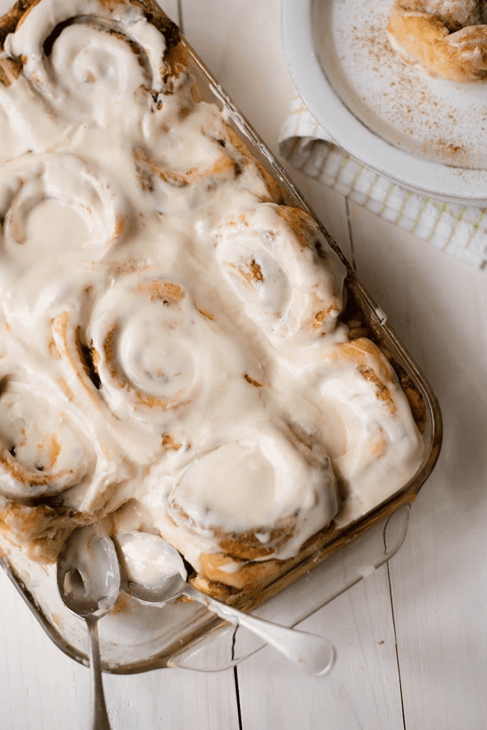 Finished healthy cinnamon rolls ready to serve.