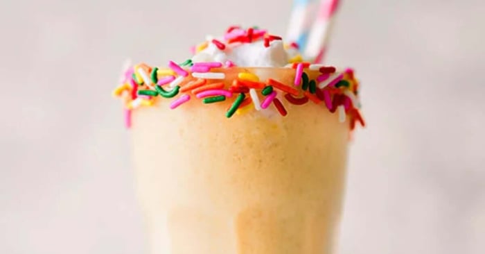 Vanilla Cupcake Protein Smoothie