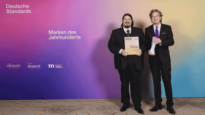 GEHWOL Marque du siècle, reconnue dans le monde entier pour les soins professionnels des pieds et les produits pour les talons fissurés, les odeurs et les pieds secs.