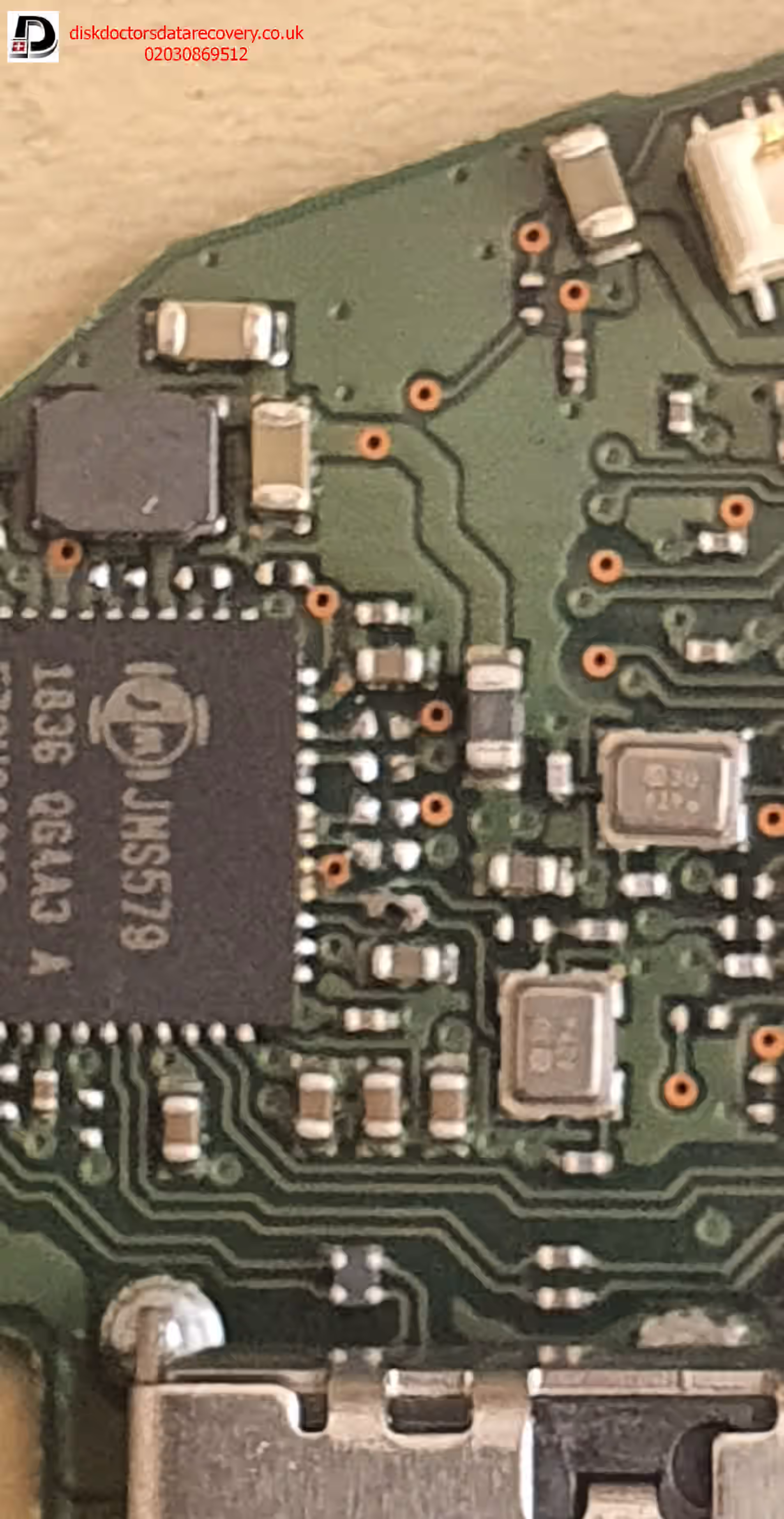 Western Digital 2TB four capacitors are removed from the USB board