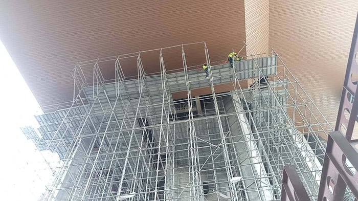 แบบหล่อคอนกรีต, สร้างสะพาน