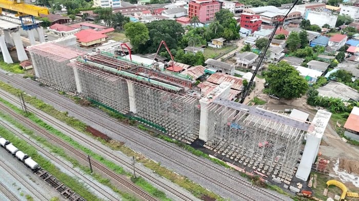 แบบหล่อคอนกรีต, สร้างสะพาน