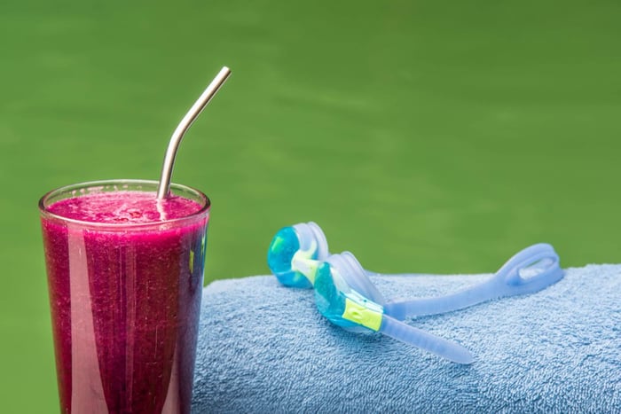 Jus de fruits aux betteraves et fruits rouges