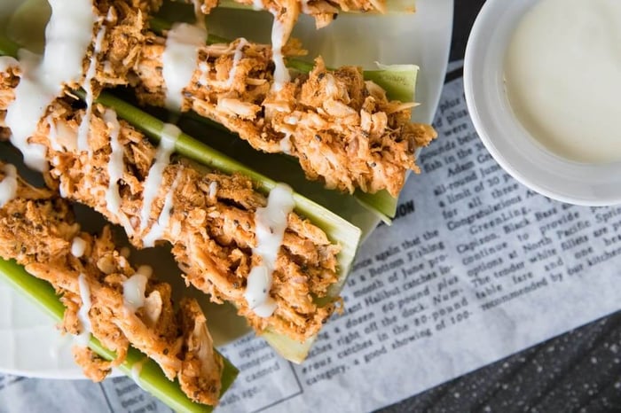 Celeris au poulet Buffalo