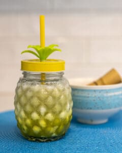 Matcha latté glacé Pina colada