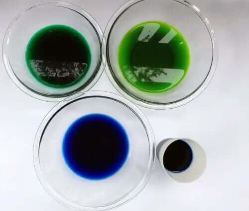 Easter Egg Dyes for Long Color Repeats on Spinning Fiber