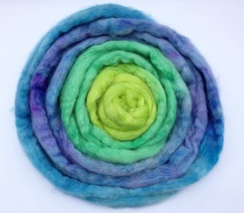 Dyed Gradient Roving - Visit the Woolery Blog for an easy DIY Hand-Dye Tutorial.