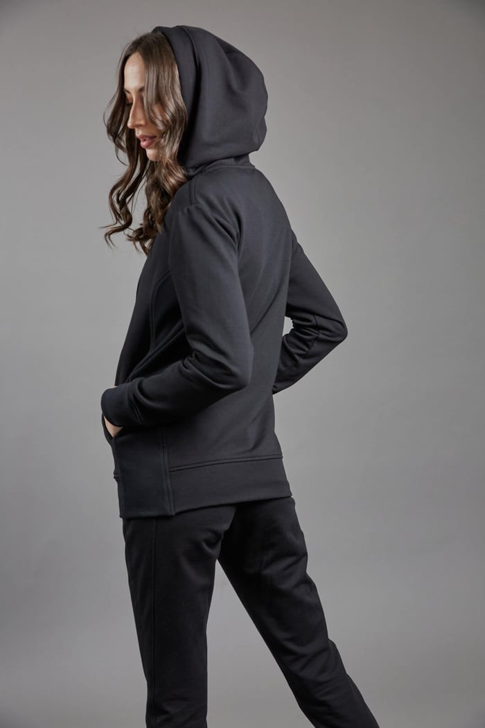 EcoBear Wear black hoodie – sustainable streetwear from one of the best slow fashion brands