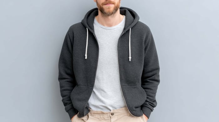 Minimalist streetwear outfit featuring soft TENCEL™ Lyocell fabric showcasing stretch and comfort in sustainable fashion.