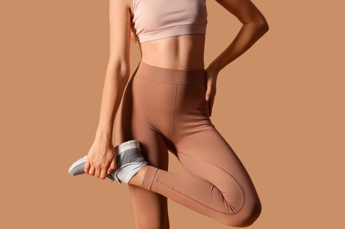 Ankle-length sustainable ladies workout bottoms designed for comfort, flexibility, and performance