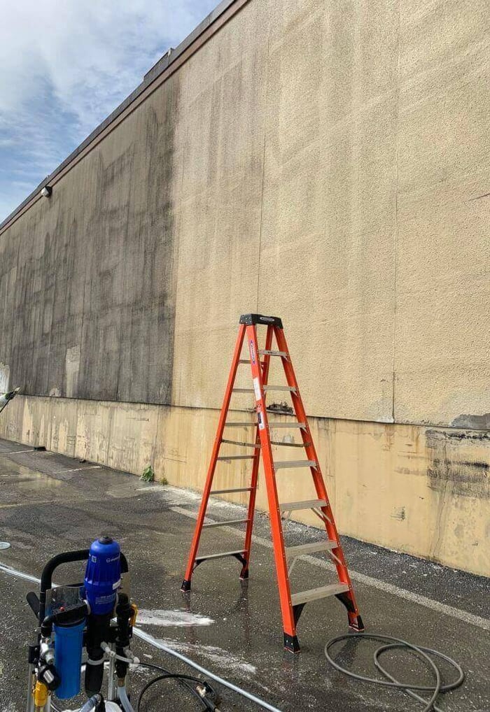 Before and after results of commercial exterior cleaning project