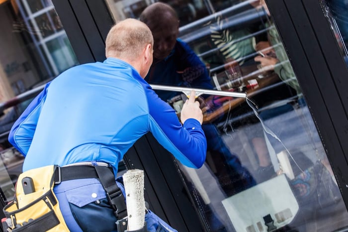 how to start a window cleaning business